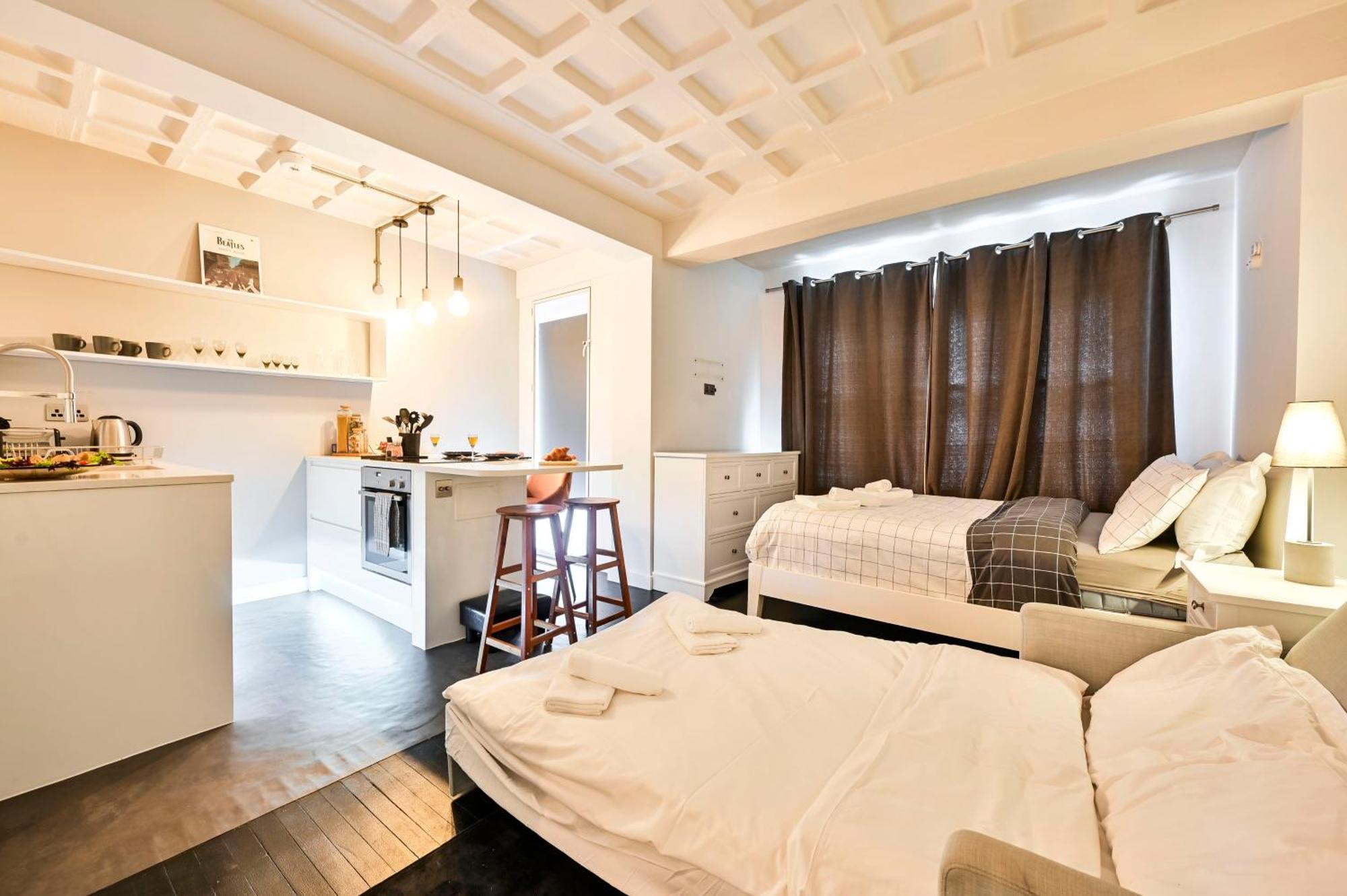 Apartment Beatles-themed Serviced On Abbey Road London